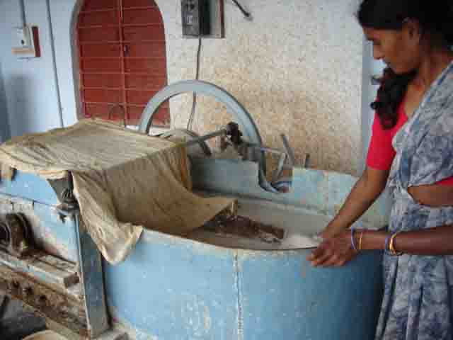 Handmade paper - Waste water